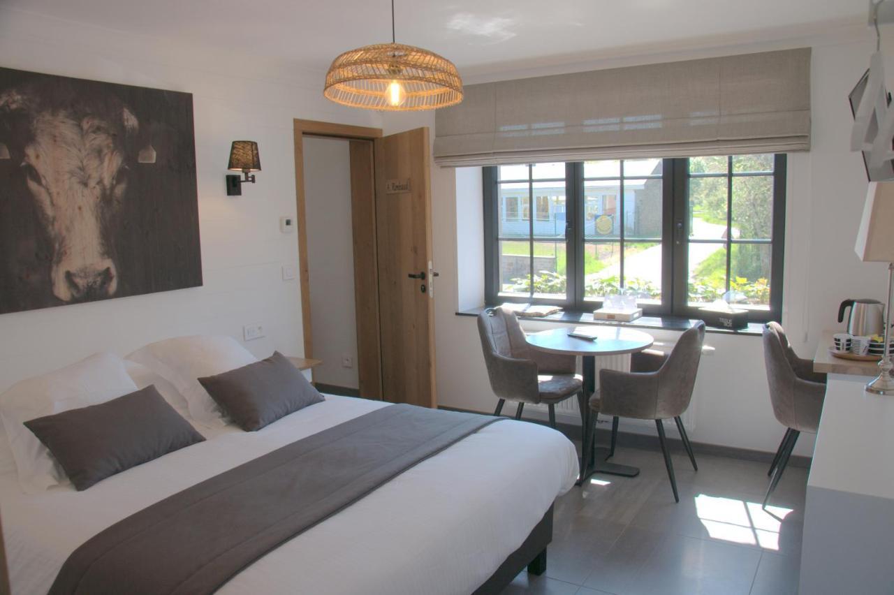 Auberge La Hutte Lurette Paliseul Exteriör bild