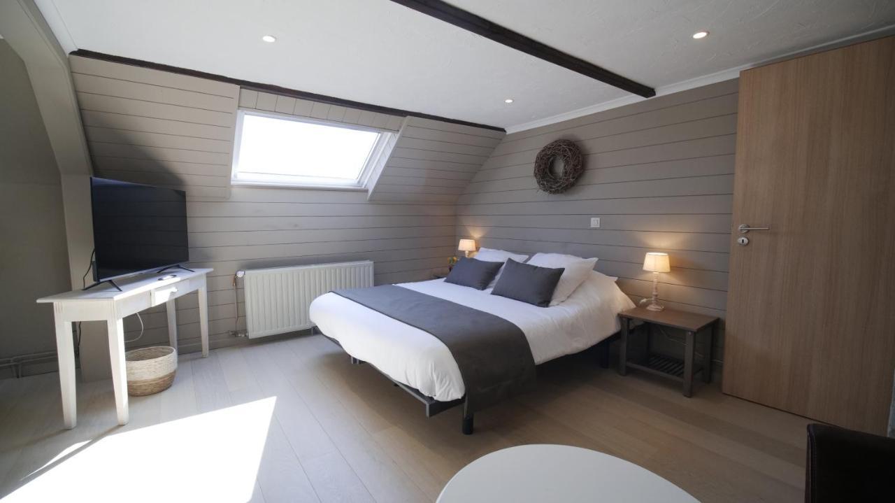Auberge La Hutte Lurette Paliseul Exteriör bild