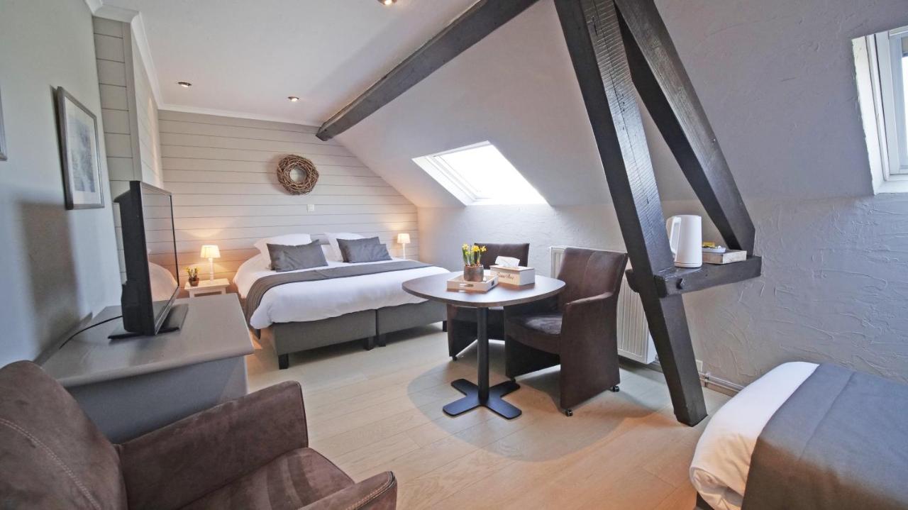 Auberge La Hutte Lurette Paliseul Exteriör bild